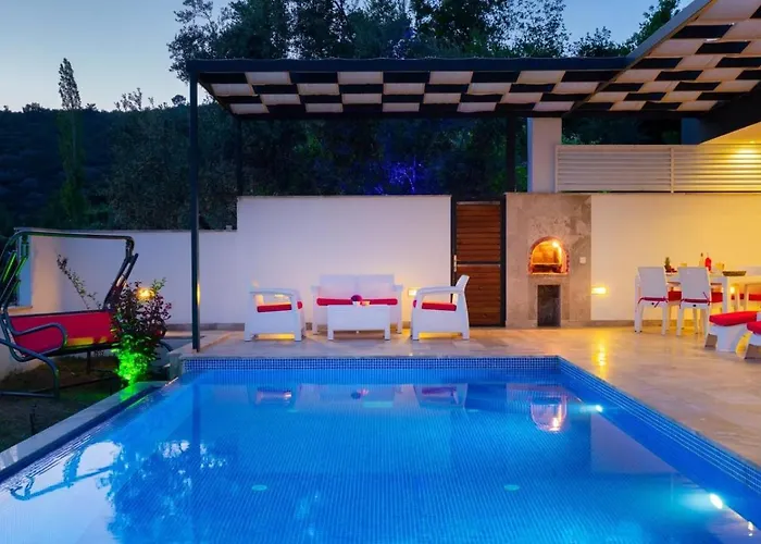 Uezuemlue 2 Bedroom Secluded With Heated Pool Private Pool Hot Tub
