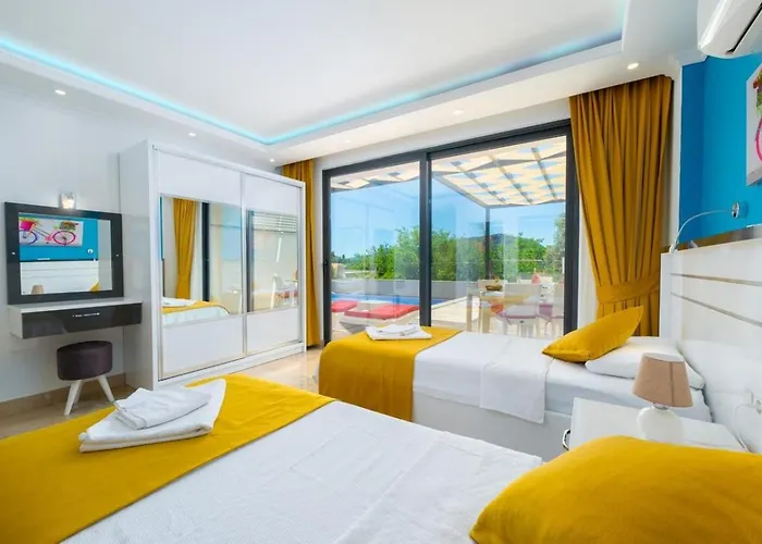 Uezuemlue 2 Bedroom Secluded With Heated Pool Private Pool Hot Tub Villa