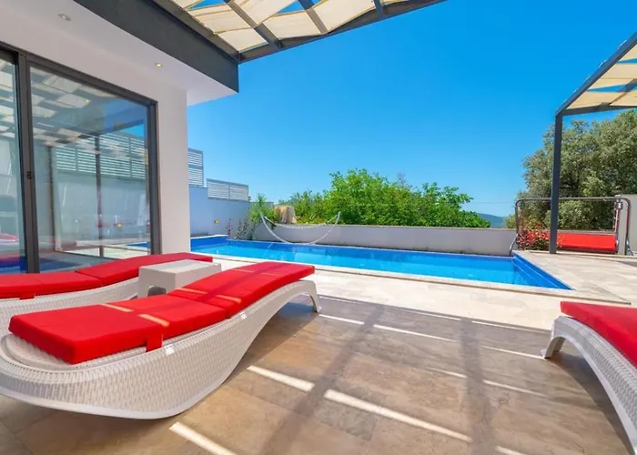 Uezuemlue 2 Bedroom Secluded With Heated Pool Private Pool Hot Tub * Kalkan