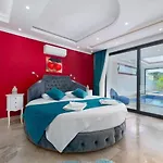 Uezuemlue 2 Bedroom Secluded With Heated Pool Private Pool Hot Tub Vilă *