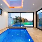 Uezuemlue 2 Bedroom Secluded With Heated Pool Private Pool Hot Tub *