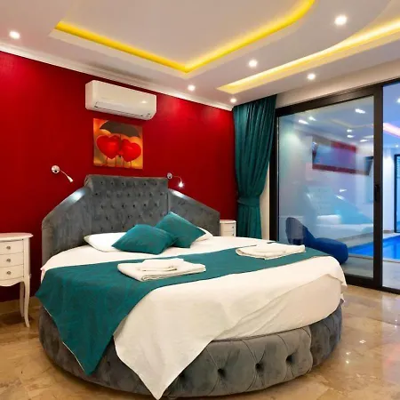 Uezuemlue 2 Bedroom Secluded With Heated Pool Private Pool Hot Tub Vilă