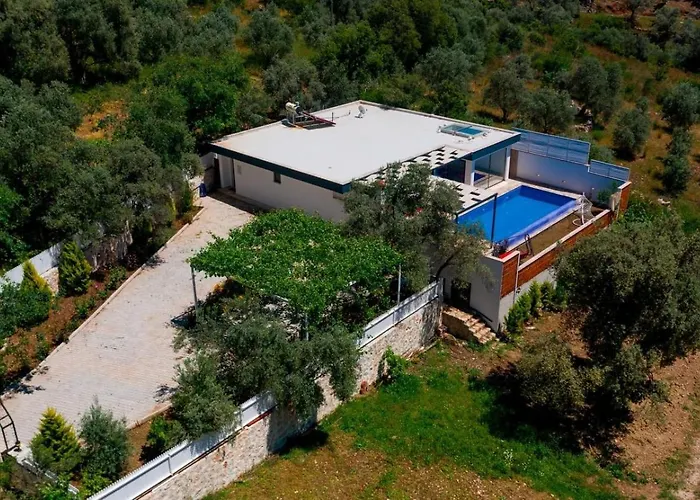 Uezuemlue 2 Bedroom Secluded With Heated Pool Private Pool Hot Tub
