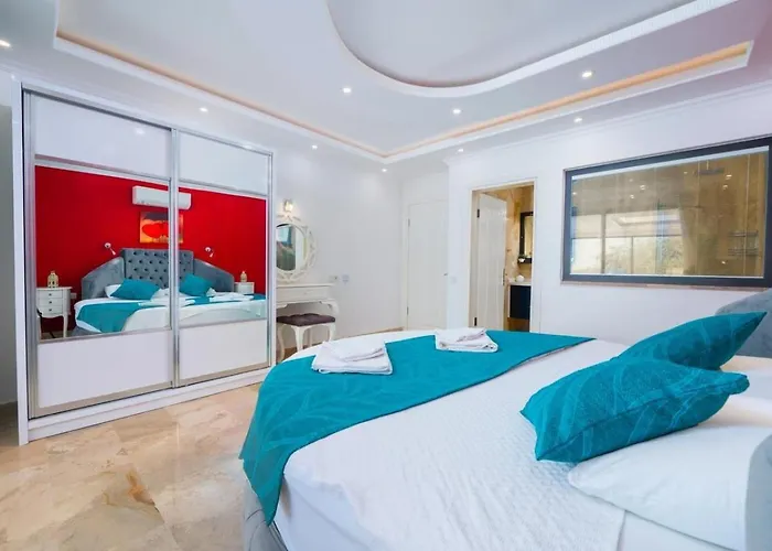 Uezuemlue 2 Bedroom Secluded With Heated Pool Private Pool Hot Tub Vila Kalkan
